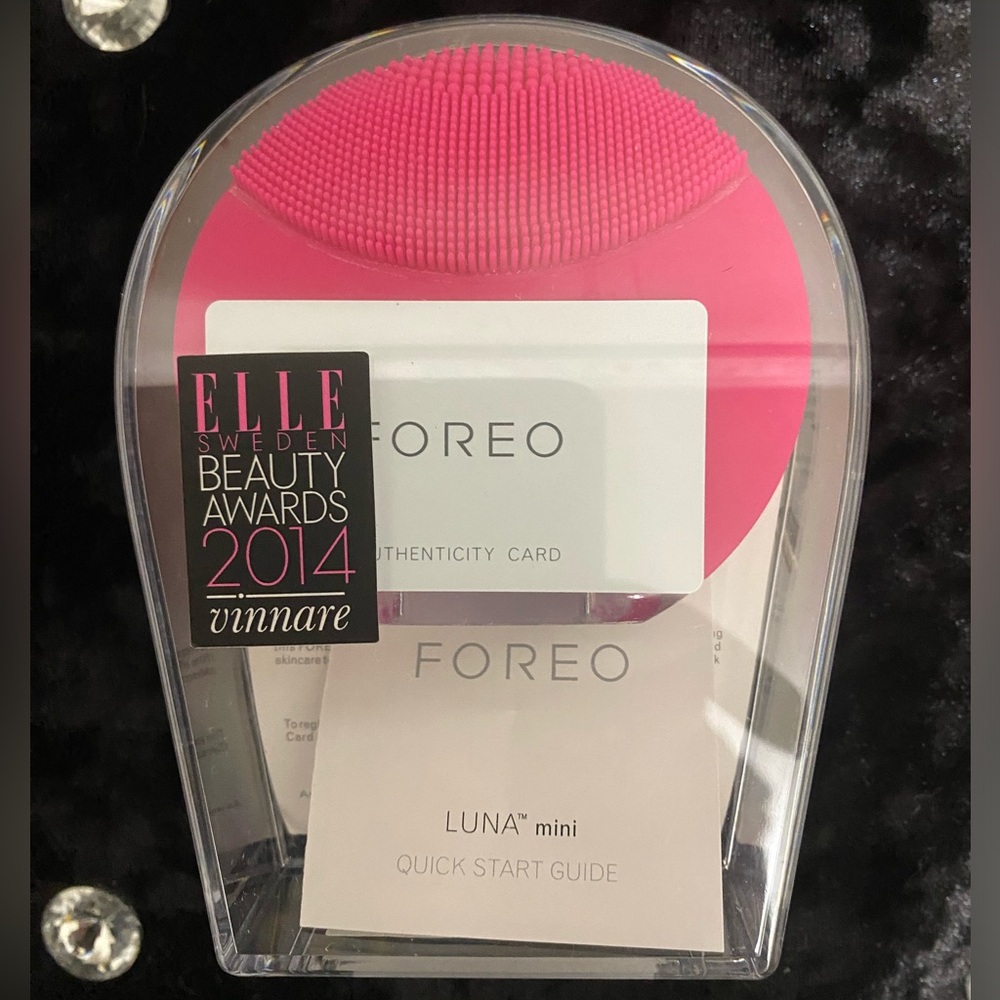 NEW Foreo Luna mini from sephora, NO smoke/smells/pets